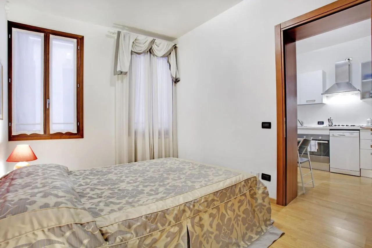 Bricola Biennale Apartments Βενετία Ιταλία