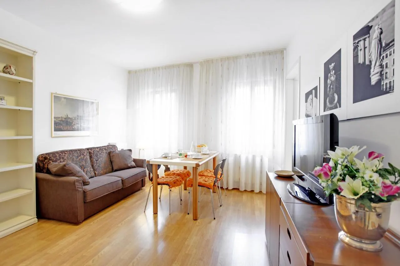 Bricola Biennale Apartments Venedig