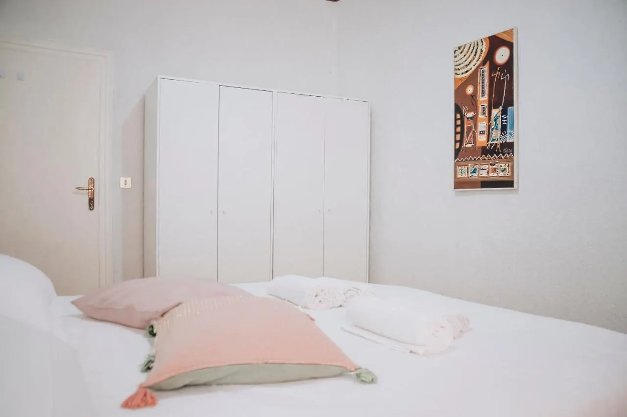 Bricola Biennale Apartments Βενετία 0*,  Ιταλία
