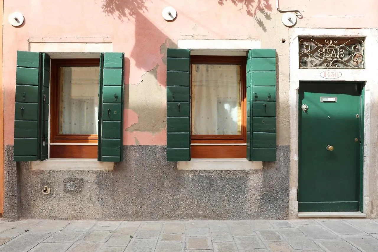 Bricola Biennale Apartments Venecia