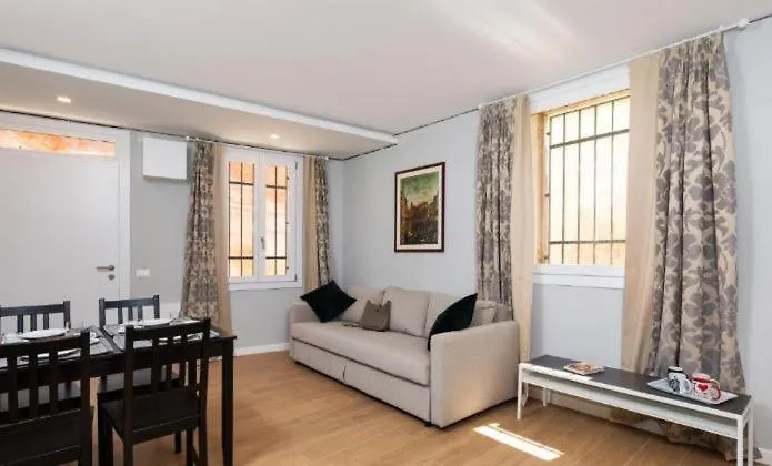 Bricola Biennale Apartments Βενετία