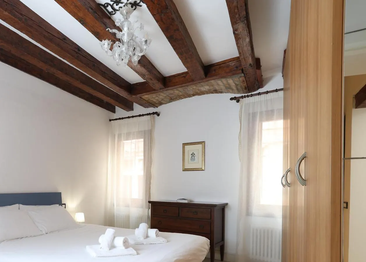 Bricola Biennale Apartments Venice